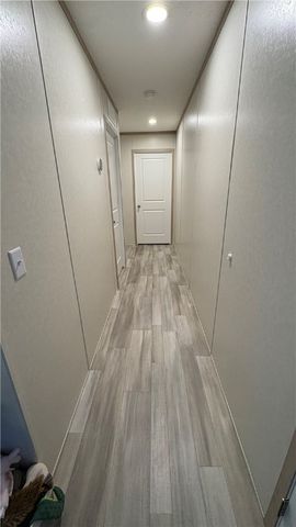 221 Reston Rd, Imperial, PA 15126