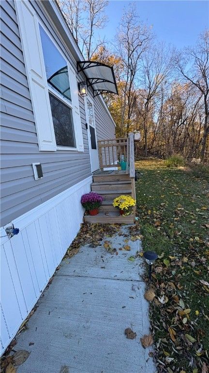 221 Reston Rd, Imperial, PA 15126