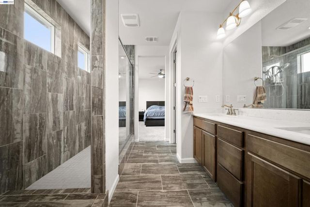 356 Coolcrest Dr, Oakley, CA 94561