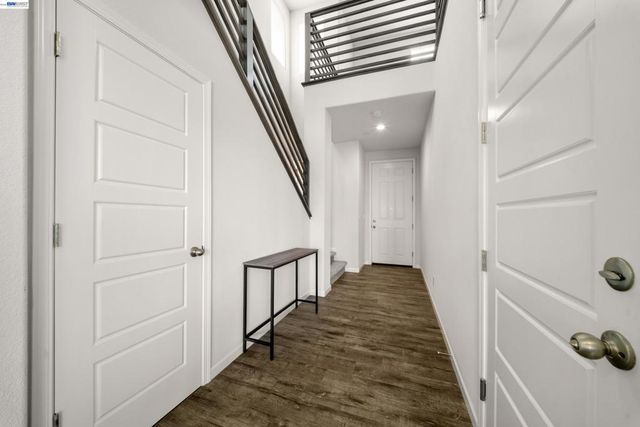 356 Coolcrest Dr, Oakley, CA 94561