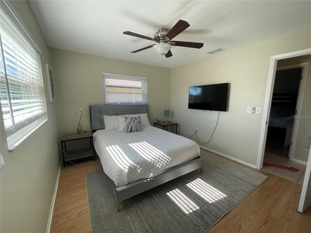 1774 MOVA STREET, Sarasota, FL 34231