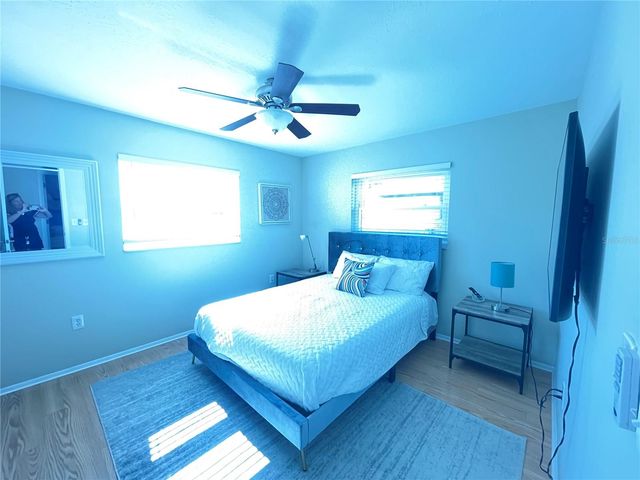 1774 MOVA STREET, Sarasota, FL 34231