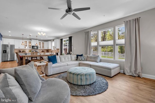 2311 TERRAPIN XING, Jessup, MD 20794