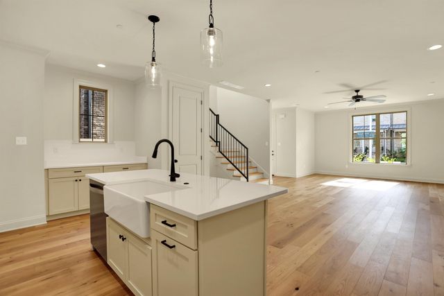 491 ARMEL DR, Collierville, TN 38017
