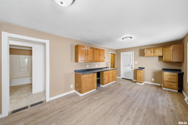 289 DERBY Street, Pekin, IL 61554