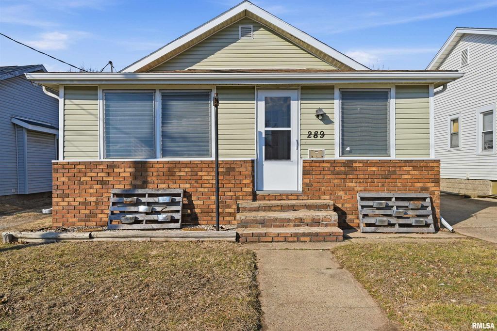 289 DERBY Street, Pekin, IL 61554