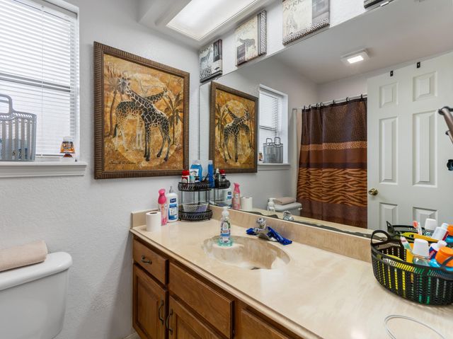 13 Columbella Street, Bay City, TX 77414