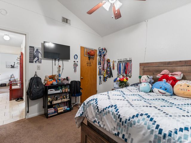13 Columbella Street, Bay City, TX 77414