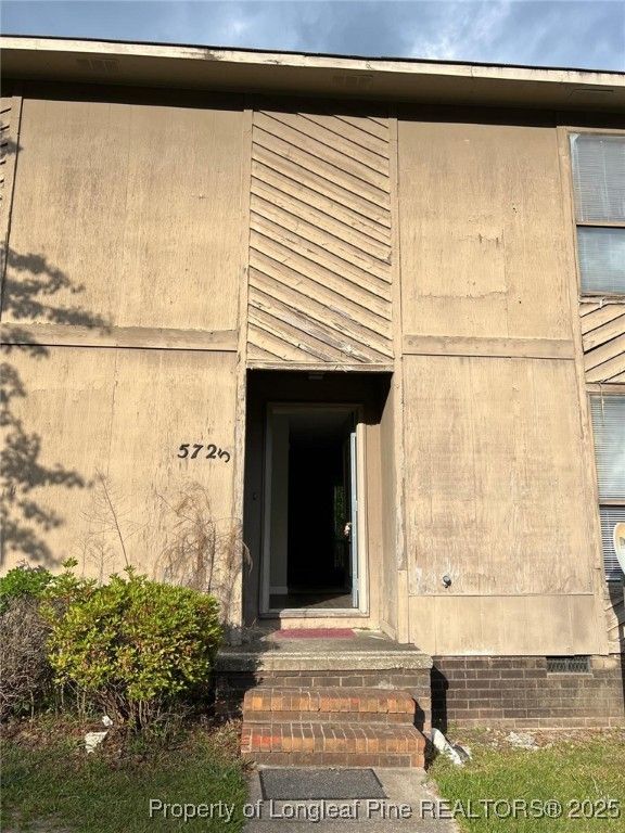 5725 Aftonshire Drive, Fayetteville, NC 28304