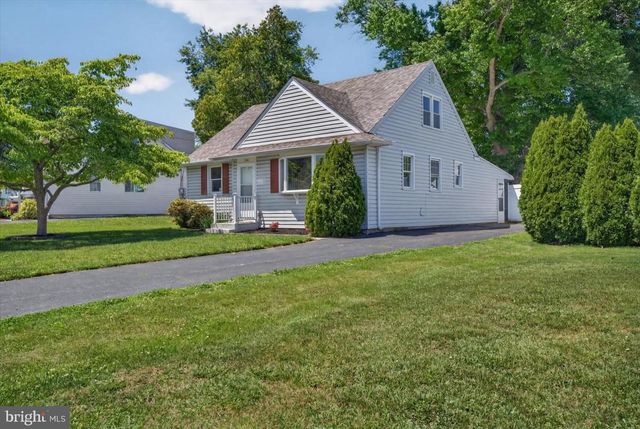3405 VICTOR AVE, Brookhaven, PA 19015