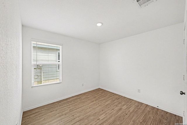 5450 DAPHNE PATH, San Antonio, TX 78253