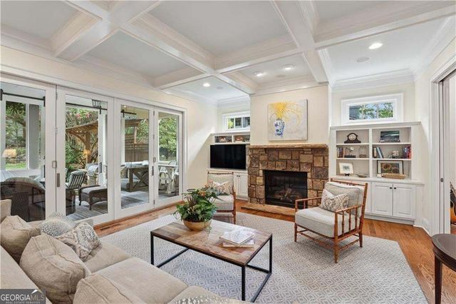 367 N Garden Lane NW, Atlanta, GA 30309