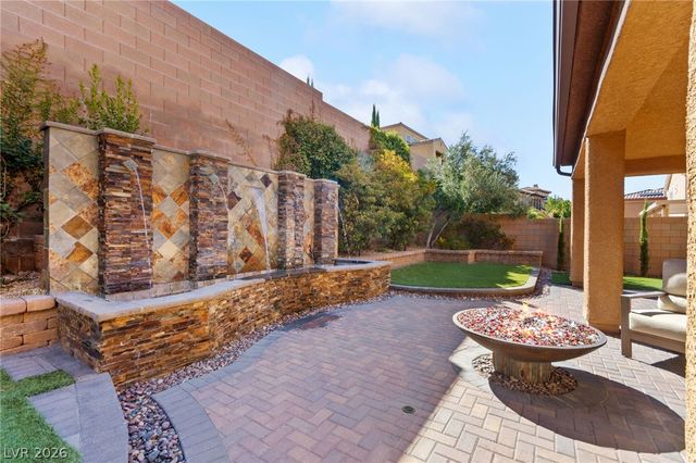 1045 Via Saint Andrea Place, Henderson, NV 89011