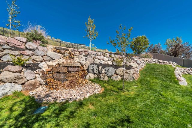 4642 N PEBBLESTONE LN, Lehi, UT 84043