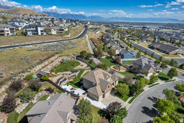 4642 N PEBBLESTONE LN, Lehi, UT 84043