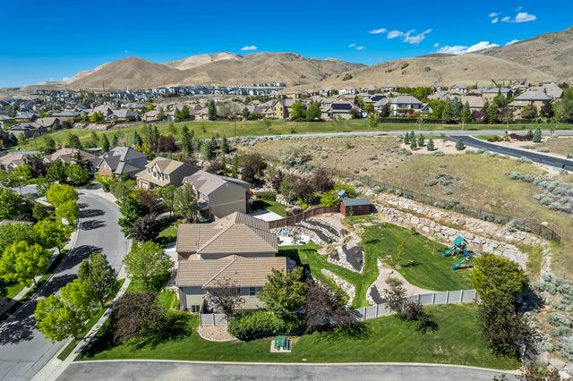 4642 N PEBBLESTONE LN, Lehi, UT 84043