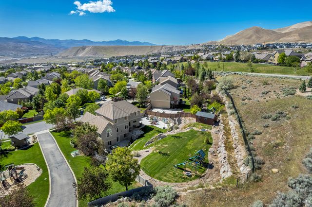 4642 N PEBBLESTONE LN, Lehi, UT 84043