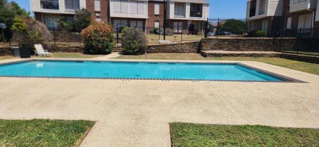 5706 Marvin Loving Drive 207, Garland, TX 75043