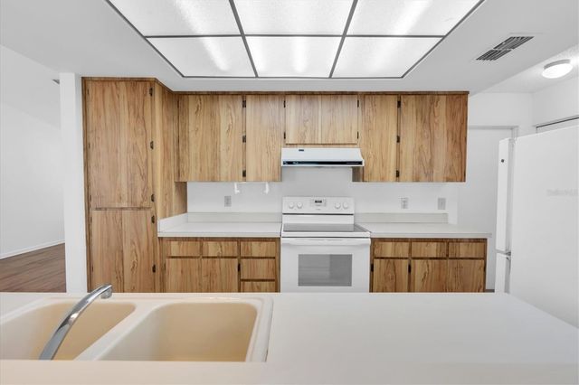 9807 PALMER DRIVE, New Port Richey, FL 34655