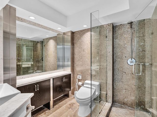 6770 Indian Creek Dr 4D, Miami Beach, FL 33141