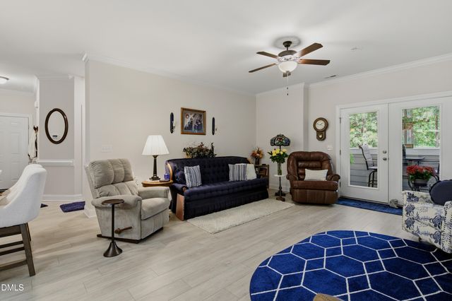 288 Gallery Drive Apt 204, Spring Lake, NC 28390