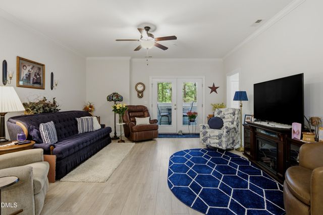 288 Gallery Drive Apt 204, Spring Lake, NC 28390