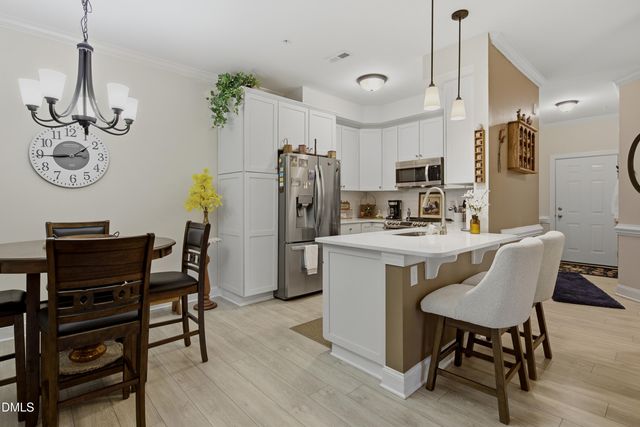 288 Gallery Drive Apt 204, Spring Lake, NC 28390