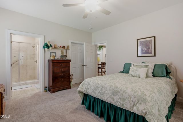 288 Gallery Drive Apt 204, Spring Lake, NC 28390