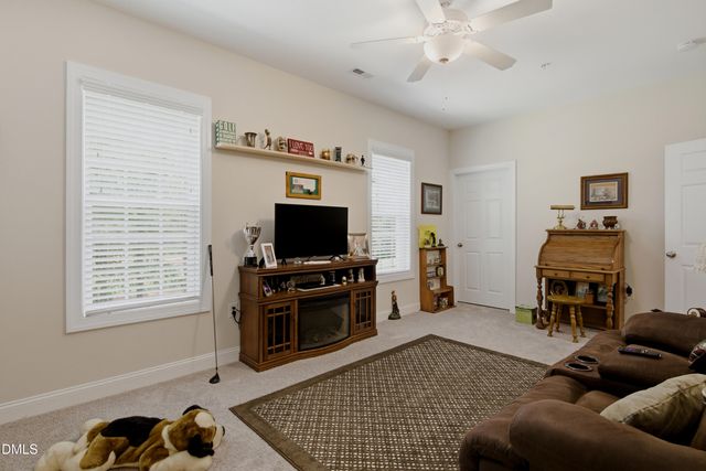 288 Gallery Drive Apt 204, Spring Lake, NC 28390