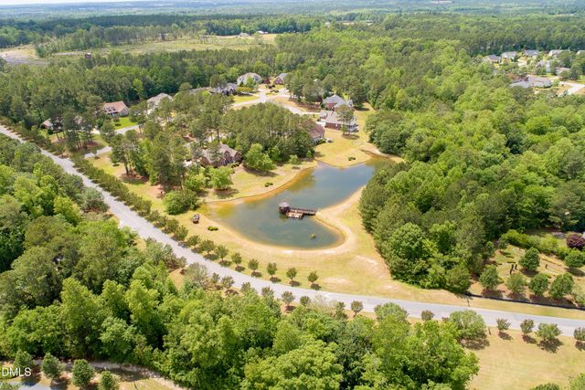 288 Gallery Drive Apt 204, Spring Lake, NC 28390