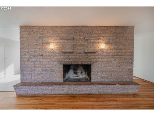 3113 HAMMEL St Ne, Salem, OR 97301