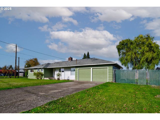3113 HAMMEL St Ne, Salem, OR 97301