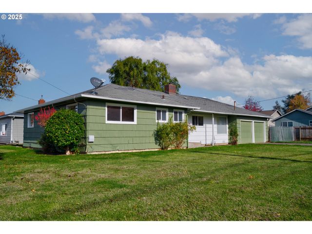 3113 HAMMEL St Ne, Salem, OR 97301