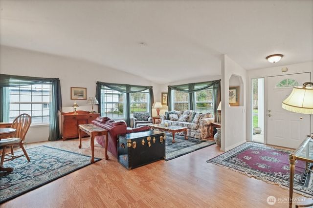 349 Imboden Road, Castle Rock, WA 98611