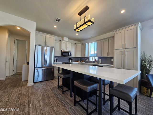 650 N Hawes Road 3331, Mesa, AZ 85207