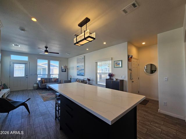 650 N Hawes Road 3331, Mesa, AZ 85207