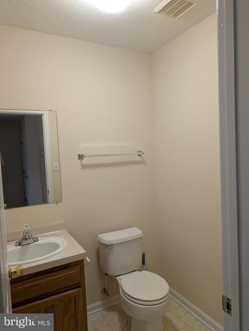 160 INDEPENDENCE DR, Elkton, MD 21921