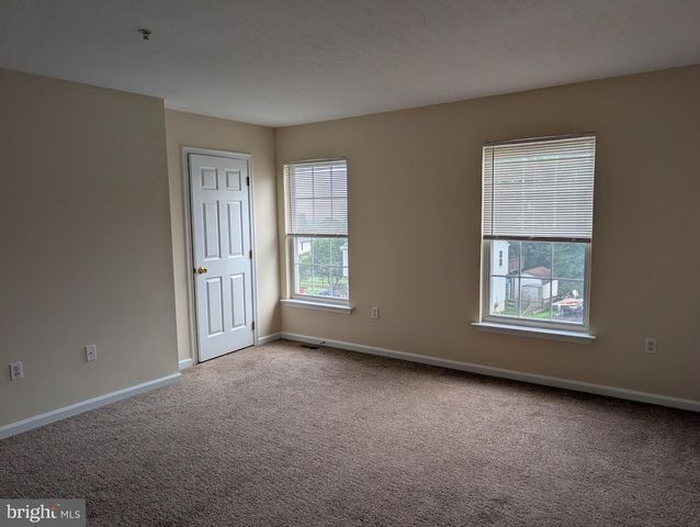 160 INDEPENDENCE DR, Elkton, MD 21921