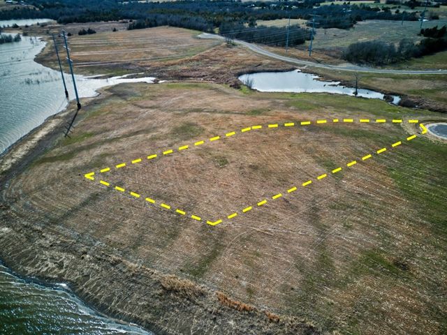 27 Crystal Cove, Dodd City, TX 75438