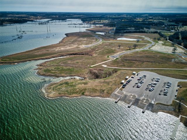 27 Crystal Cove, Dodd City, TX 75438