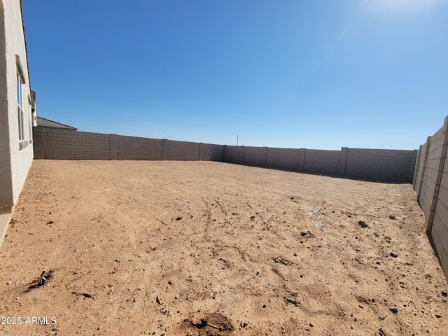 8529 W Saratoga Way, Florence, AZ 85132