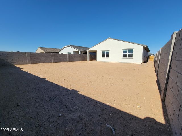 8529 W Saratoga Way, Florence, AZ 85132