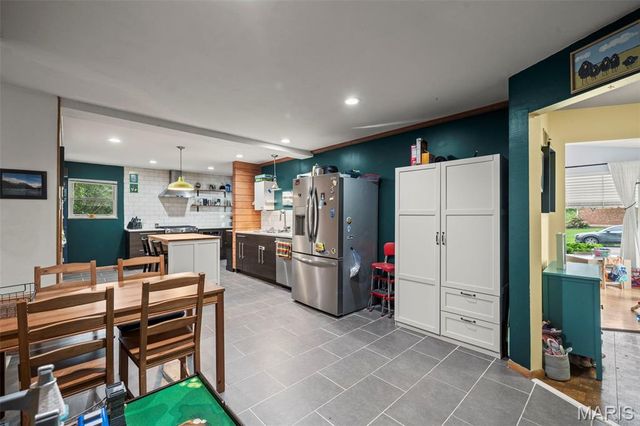 7204 Rockspring Drive, Affton, MO 63123