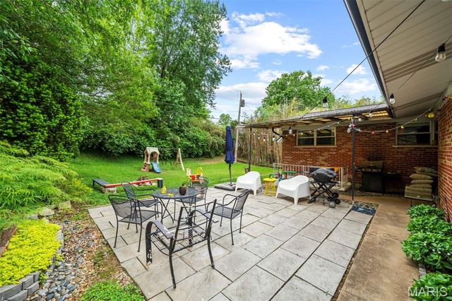 7204 Rockspring Drive, Affton, MO 63123