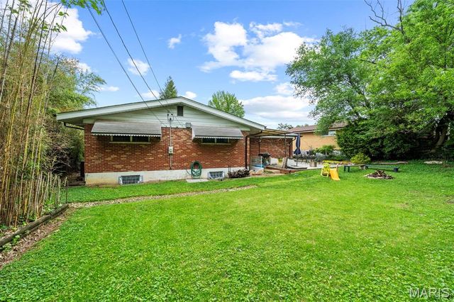 7204 Rockspring Drive, Affton, MO 63123