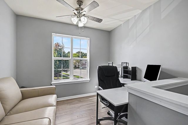 1011 Green Meadow Avenue, Vernon Hills, IL 60061