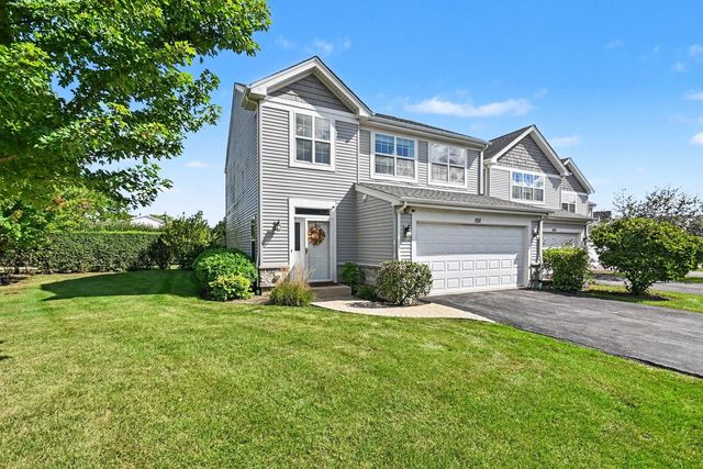 1011 Green Meadow Avenue, Vernon Hills, IL 60061