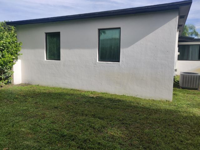 1901 NORTHRIDGE Road, Delray Beach, FL 33444