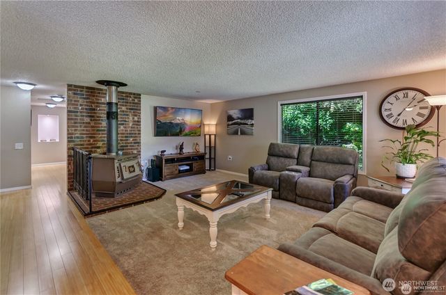 15020 111th Avenue Ct E, Puyallup, WA 98374