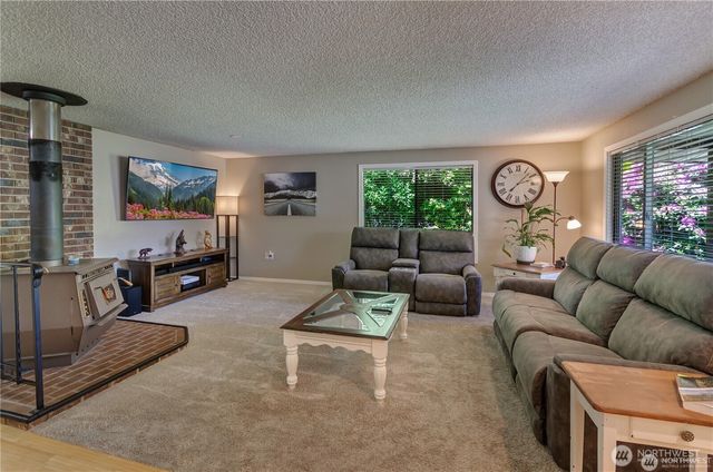 15020 111th Avenue Ct E, Puyallup, WA 98374